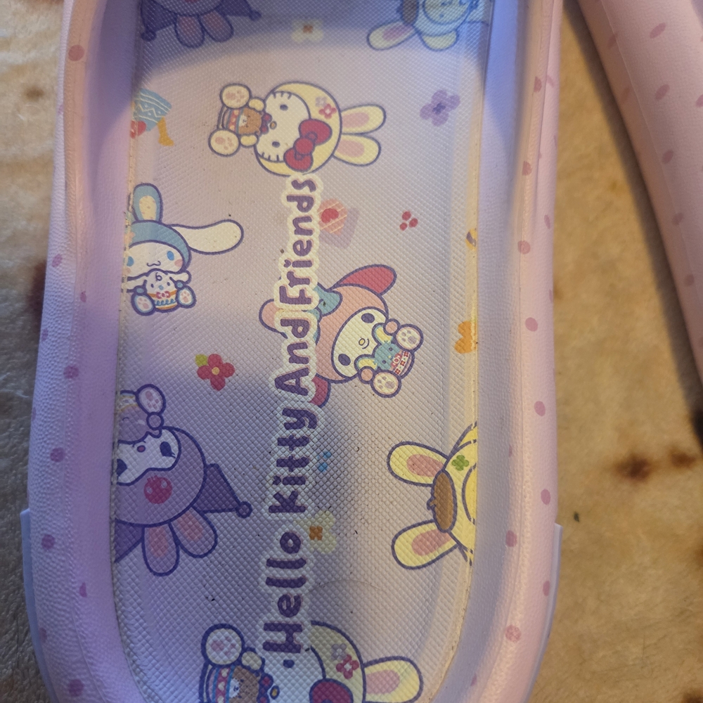 Hello Kitty & Friends Easter/Spring Slides - Picture 3 of 4